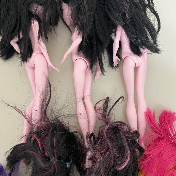 7 Monster High Dolls lot. - Picture 8 of 16